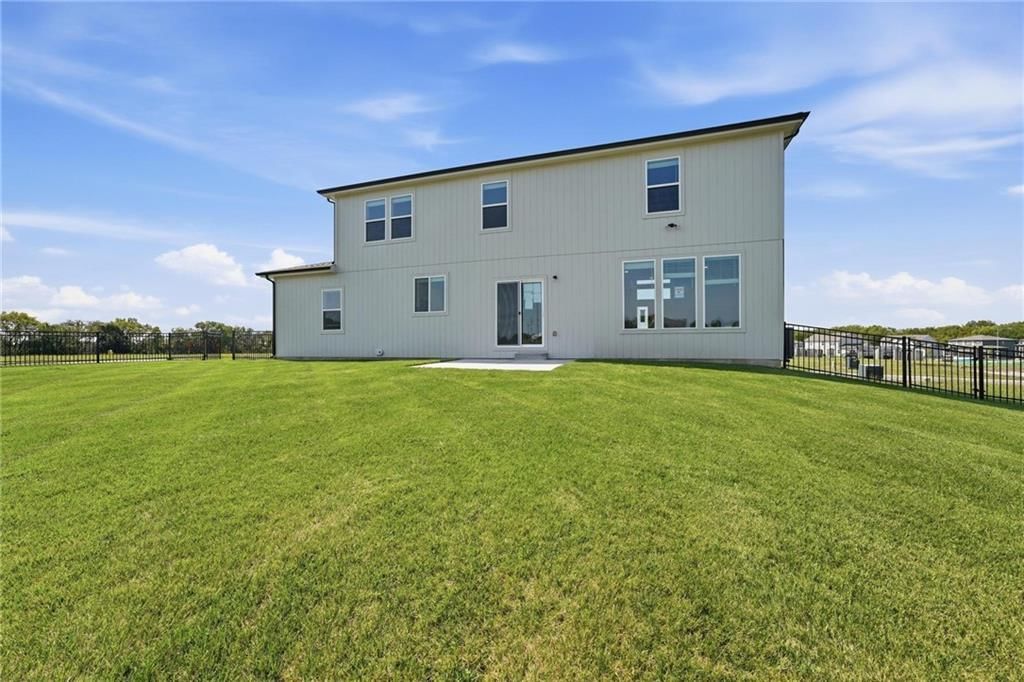 1513 SE Rising Sun Drive — photo 53