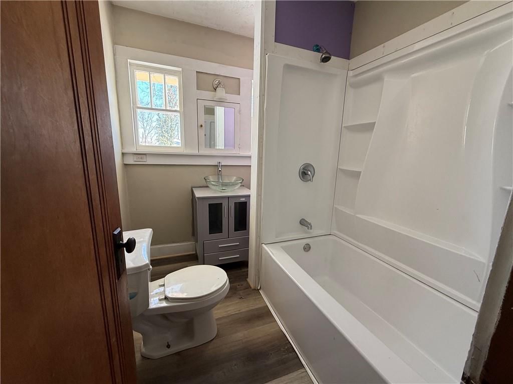 507 W Main Street — photo 18