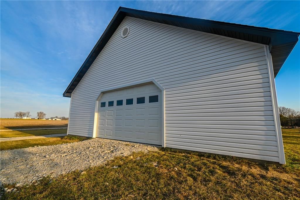 71 W V Highway — photo 25