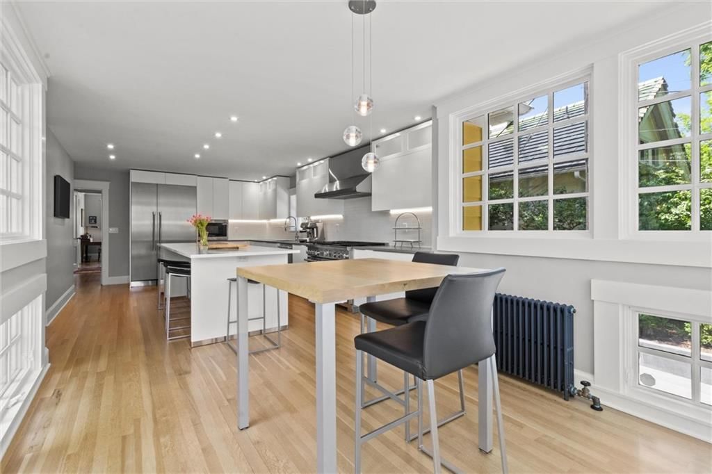 4525 Kenwood Avenue — photo 22