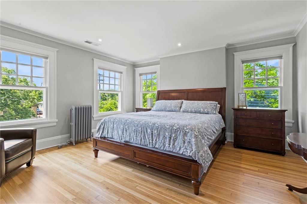 4525 Kenwood Avenue — photo 47