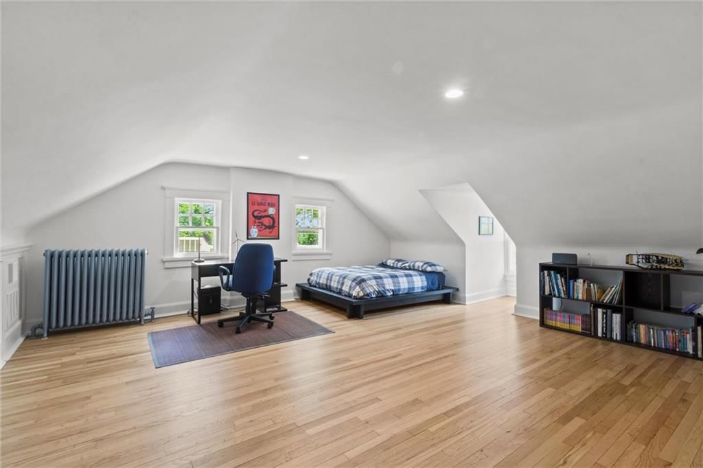 4525 Kenwood Avenue — photo 58