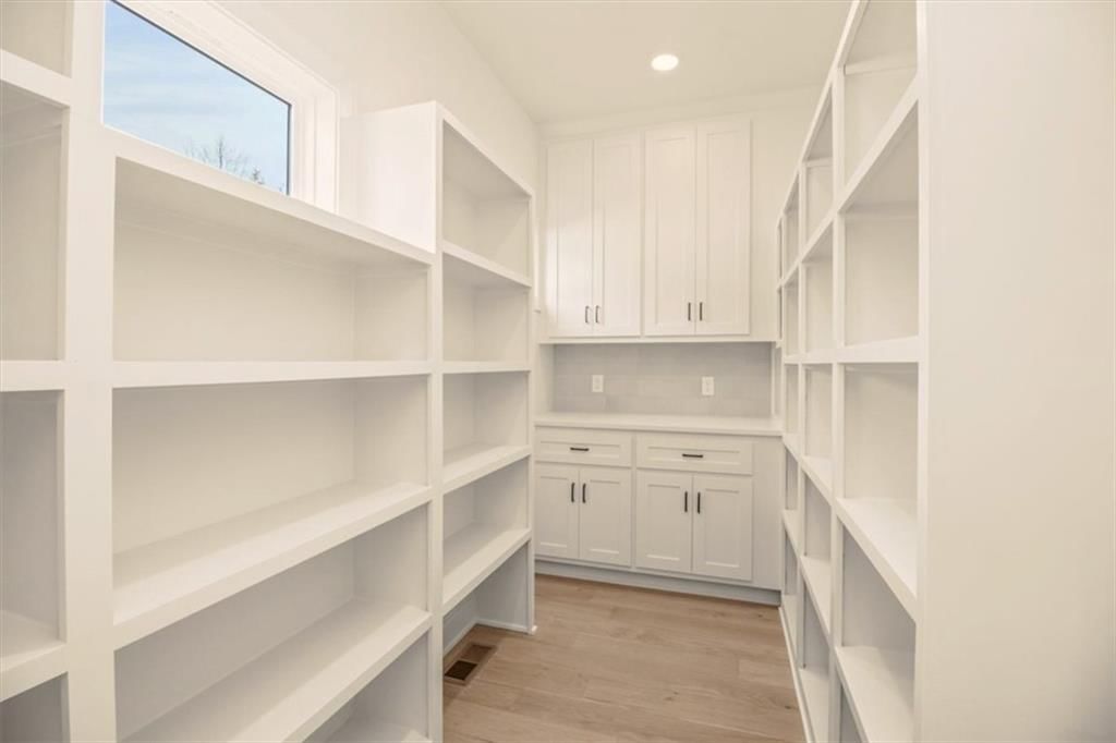 1317 Larson Avenue — photo 13