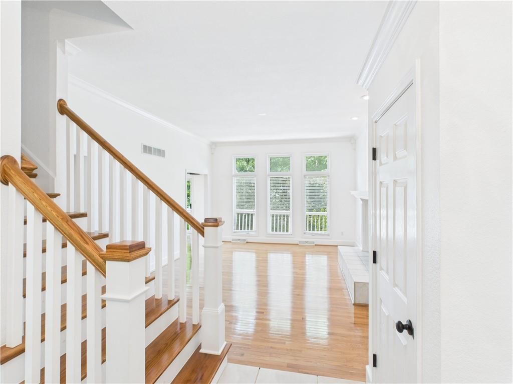 503 Quail Trail — photo 4
