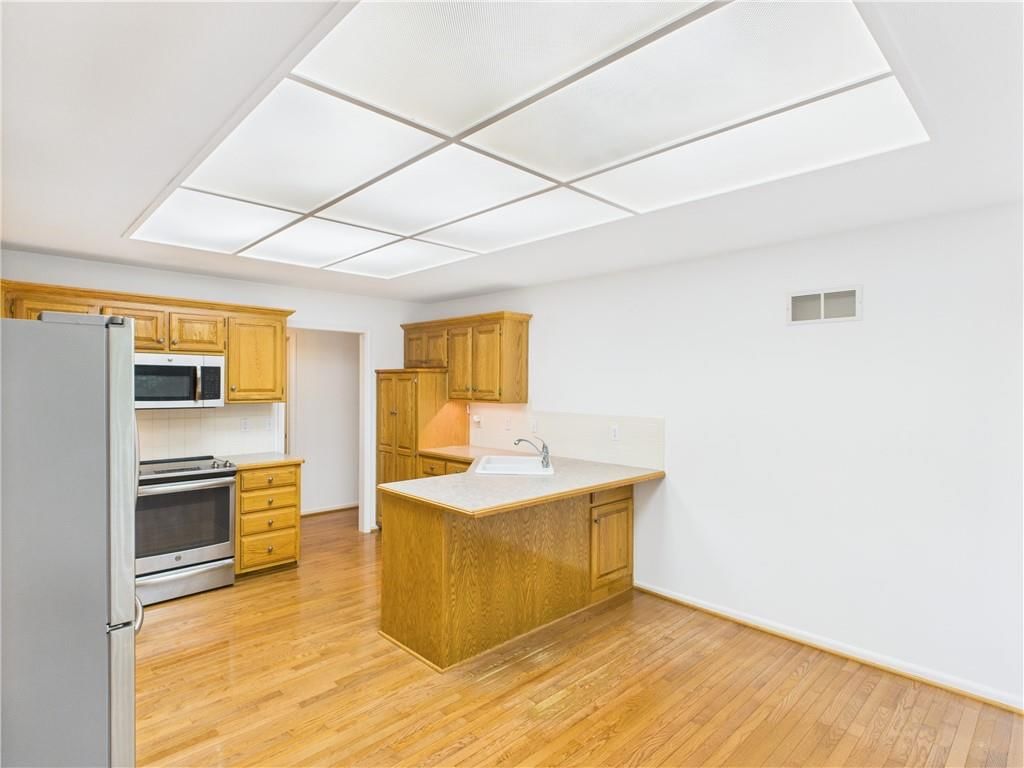 503 Quail Trail — photo 9