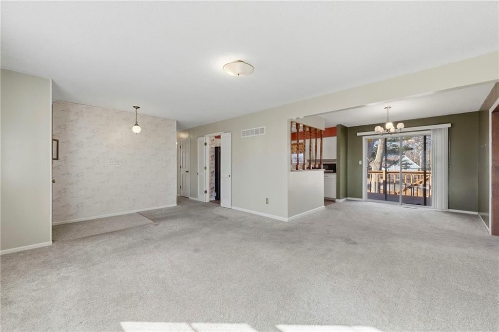 2724 Queen Ridge Drive — photo 5