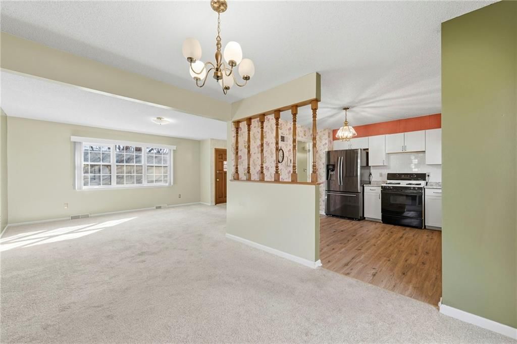 2724 Queen Ridge Drive — photo 12