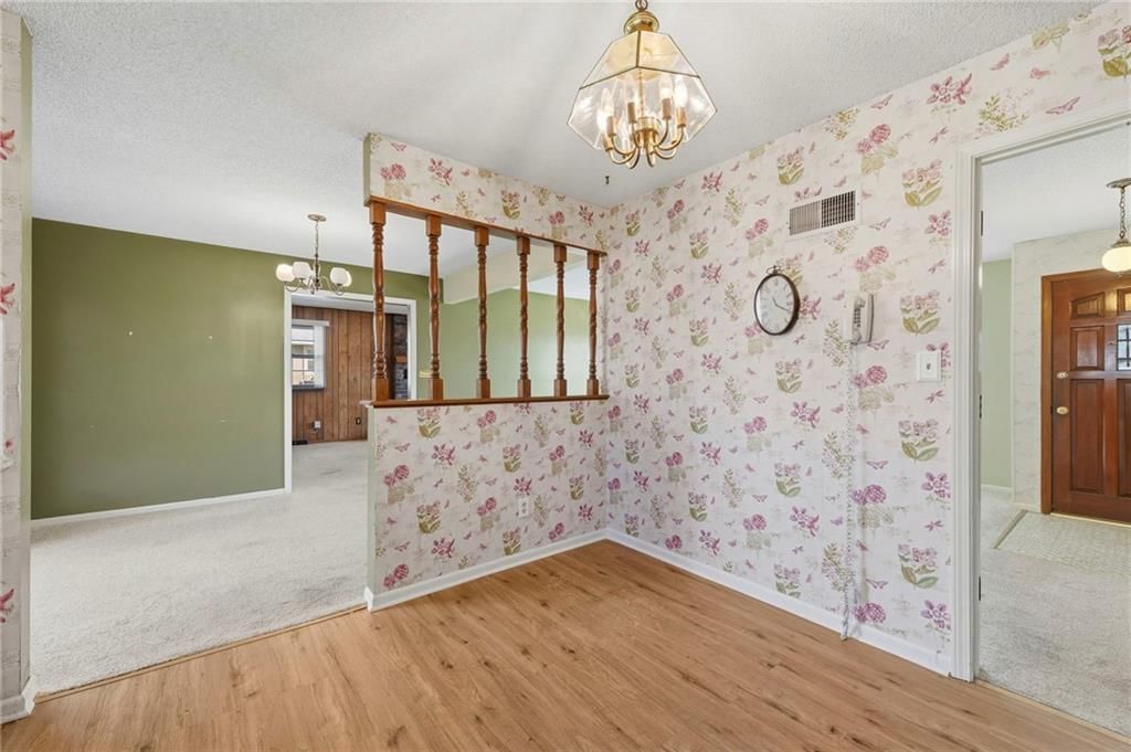 2724 Queen Ridge Drive — photo 13