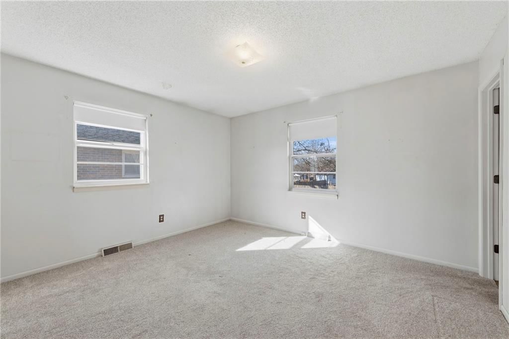 2724 Queen Ridge Drive — photo 23