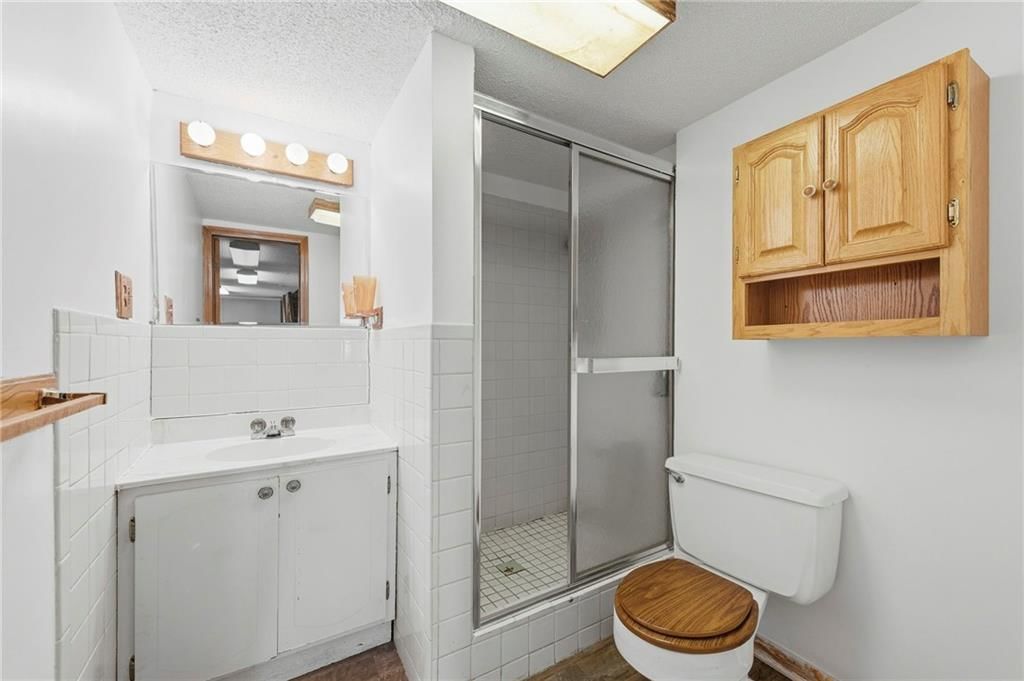 2724 Queen Ridge Drive — photo 31