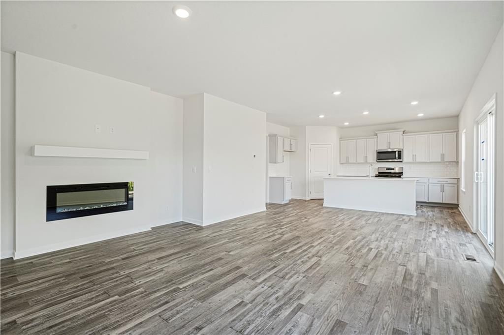 20198 Cornice Street — photo 10