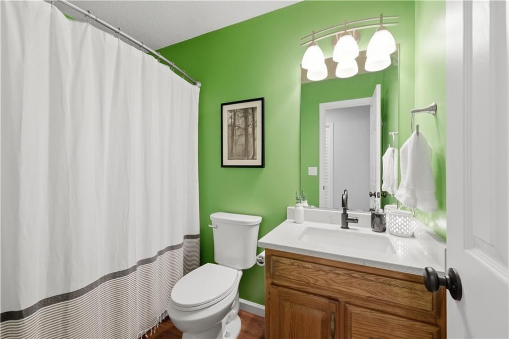 205 N Pacific Court — photo 17
