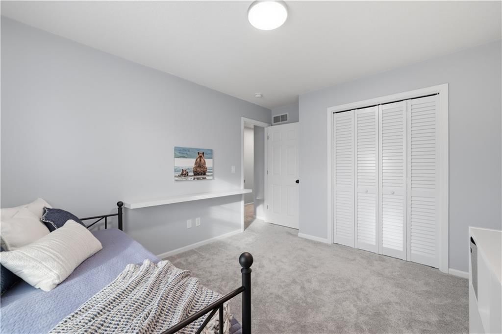 205 N Pacific Court — photo 21