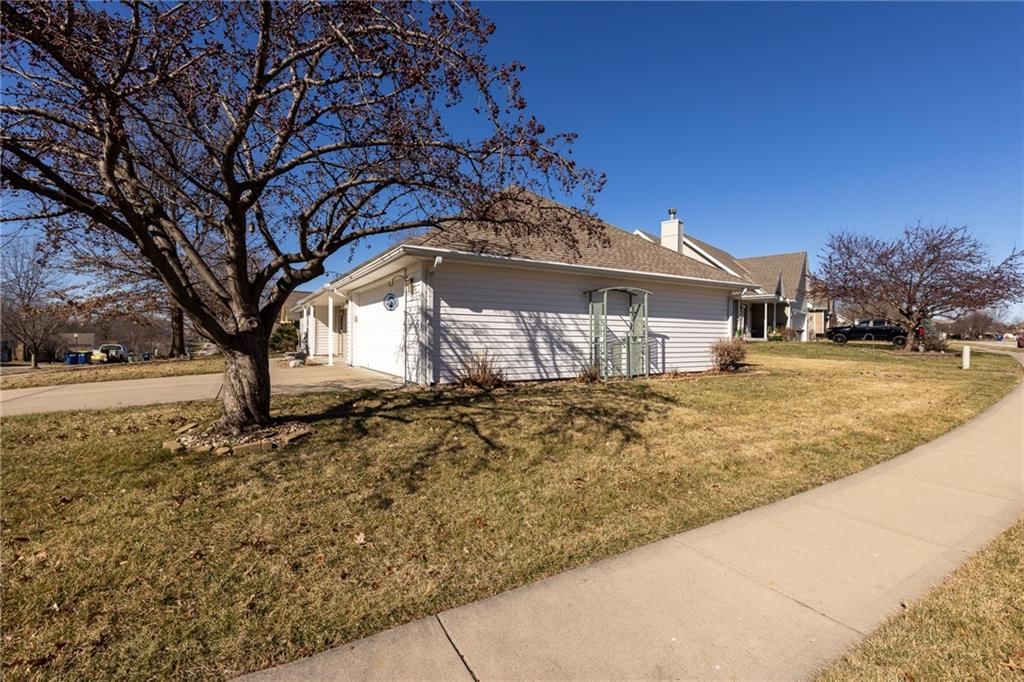 314 Lakeview Drive — photo 3
