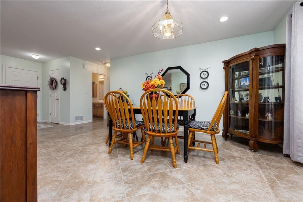 314 Lakeview Drive — photo 7
