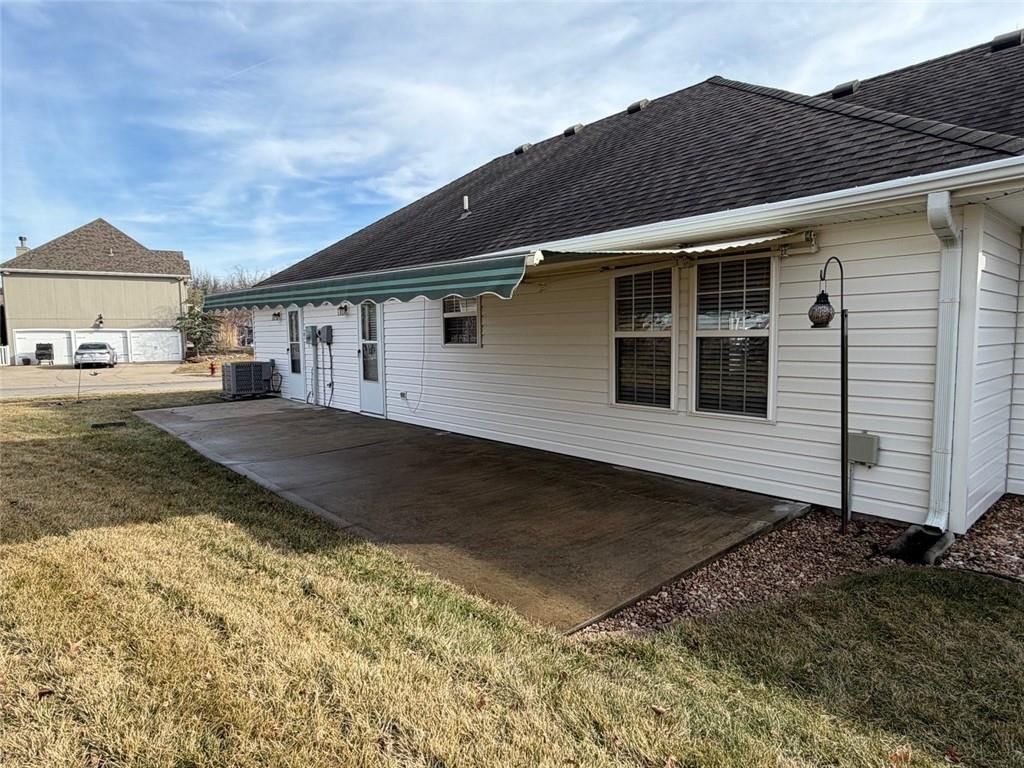 314 Lakeview Drive — photo 24
