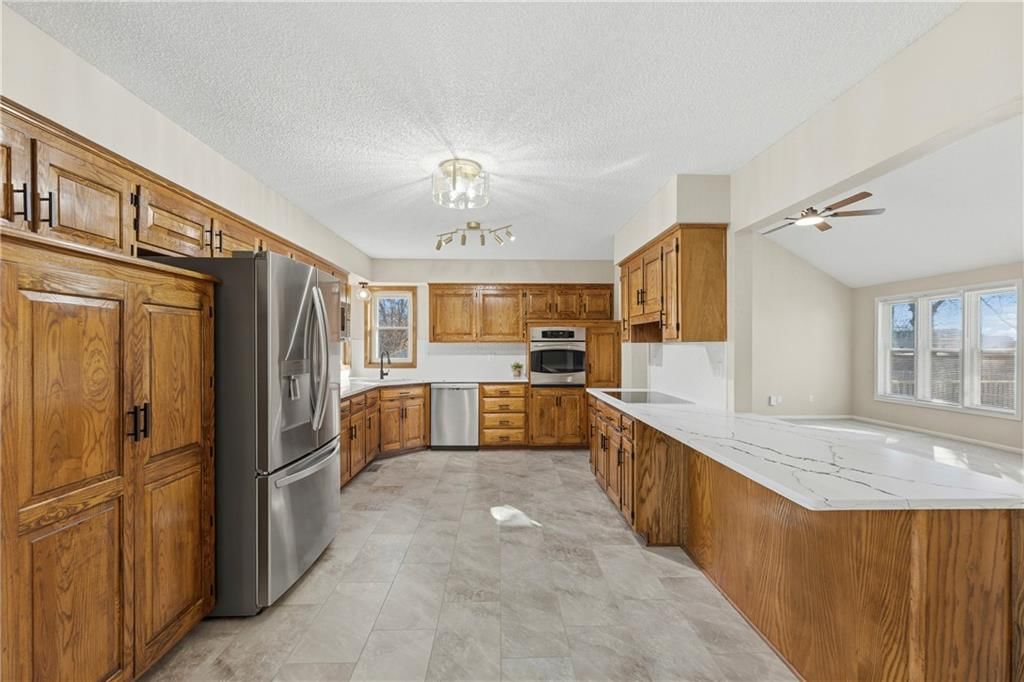 10907 E 98th Terrace — photo 6