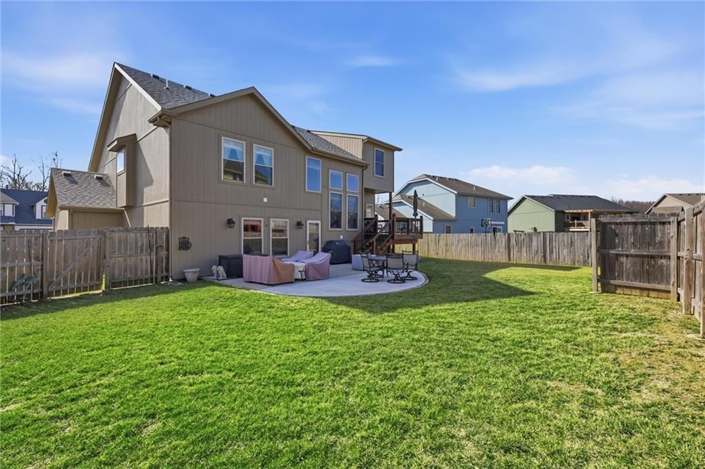 916 NW 110th Terrace — photo 35