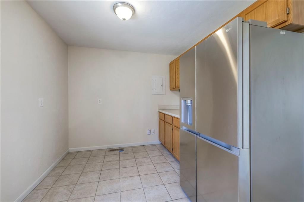 709 N Woodland Street — photo 9
