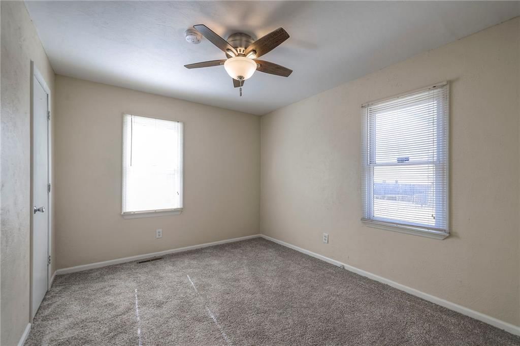709 N Woodland Street — photo 21