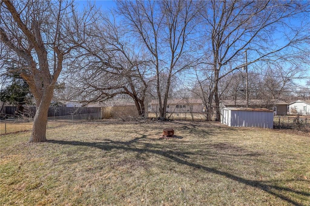 709 N Woodland Street — photo 24
