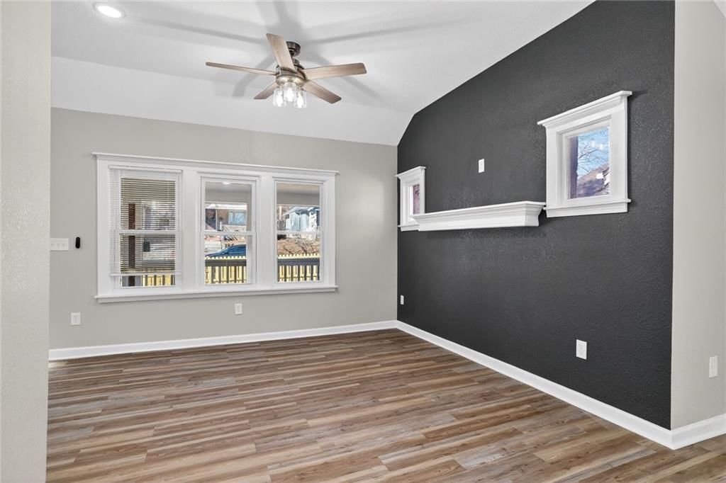5631 Euclid Avenue — photo 14
