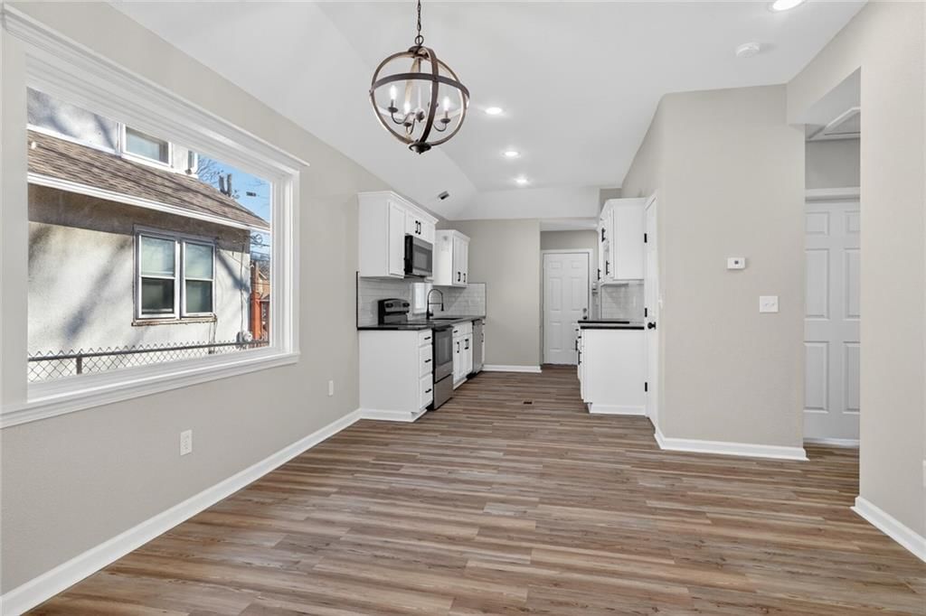 5631 Euclid Avenue — photo 15