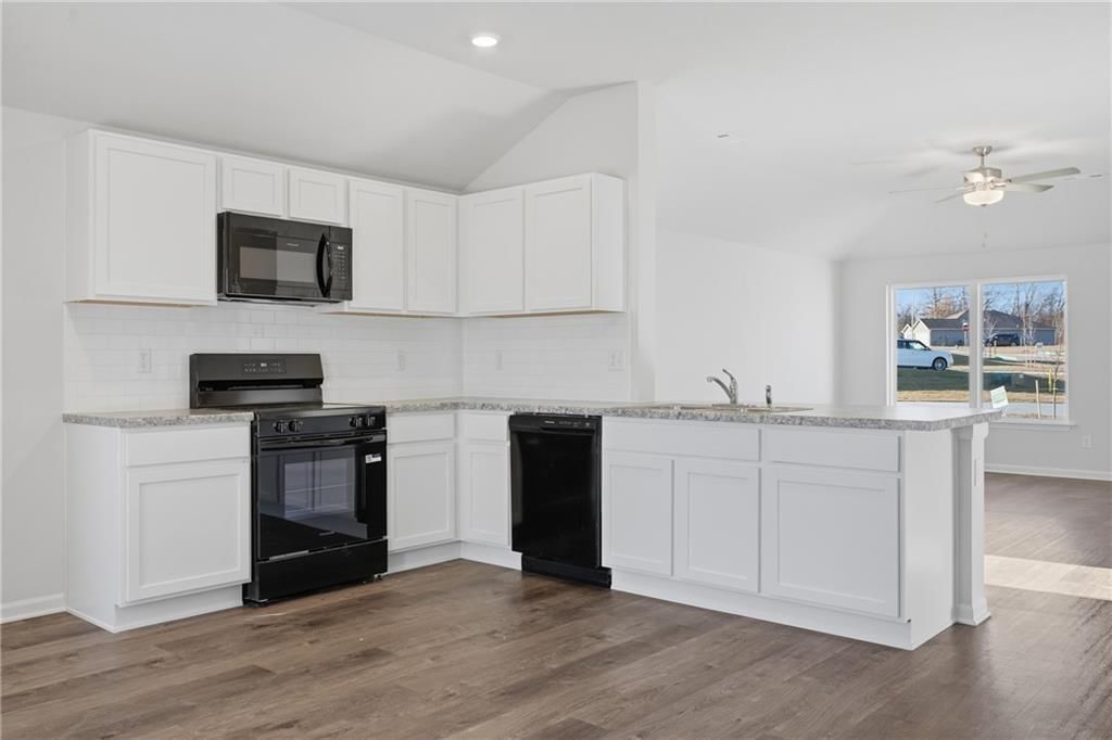 516 SE Nelson Drive — photo 6