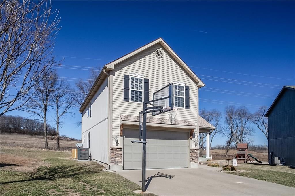 20204 E 23rd Terr Court S — photo 2