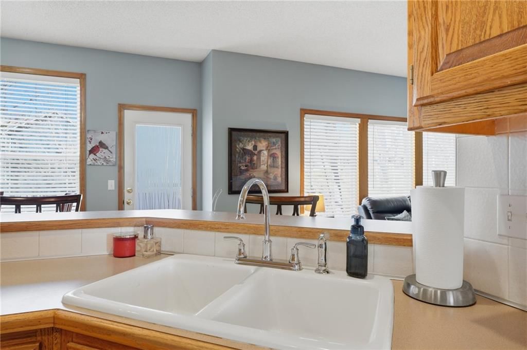 8058 N Highland Avenue — photo 10