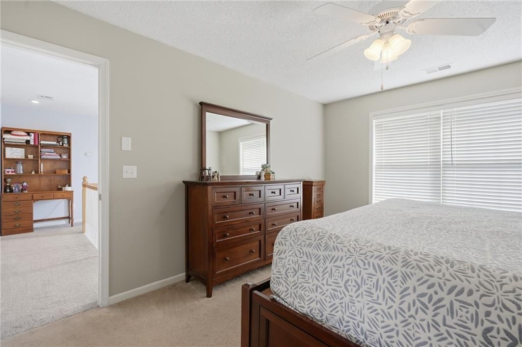 8058 N Highland Avenue — photo 20