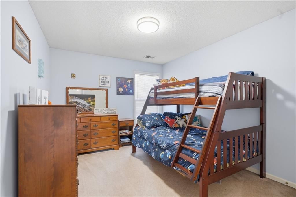 8058 N Highland Avenue — photo 25