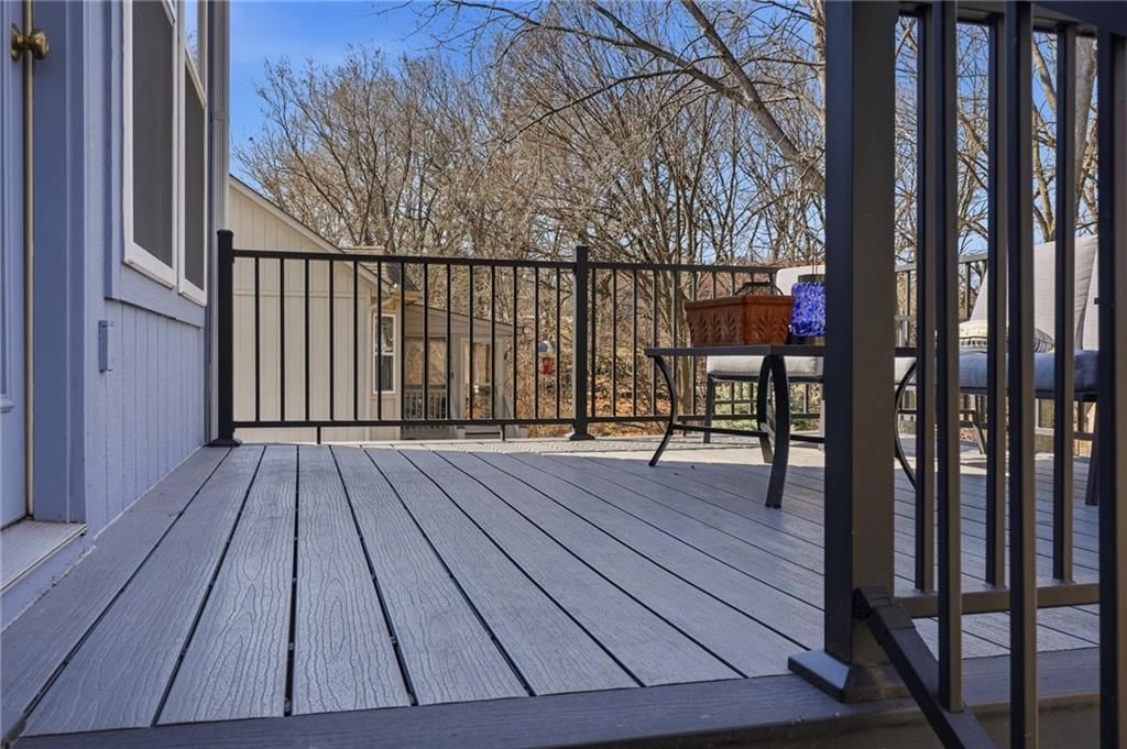 8058 N Highland Avenue — photo 32