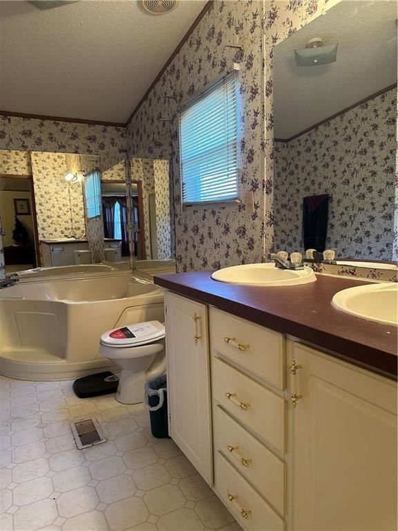 381 N Sheridan Street — photo 11