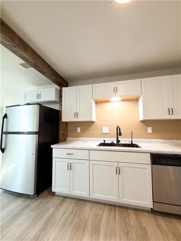 105 S Willow Street — photo 13