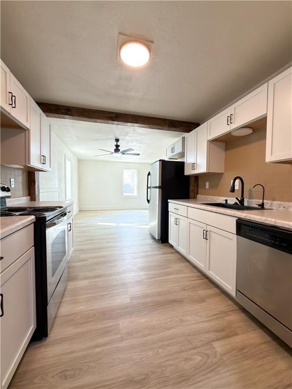 105 S Willow Street — photo 16