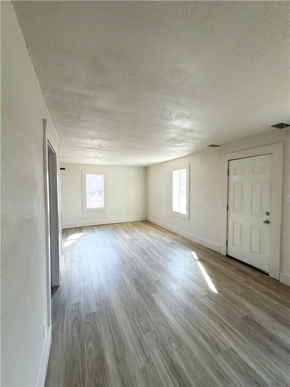 105 S Willow Street — photo 18
