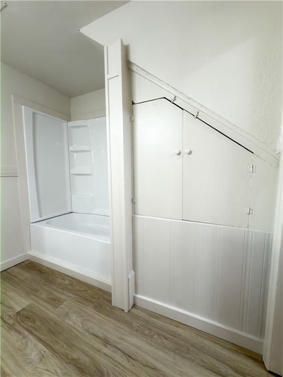 105 S Willow Street — photo 22