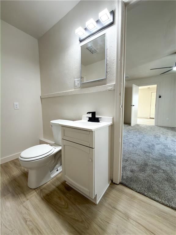 105 S Willow Street — photo 24