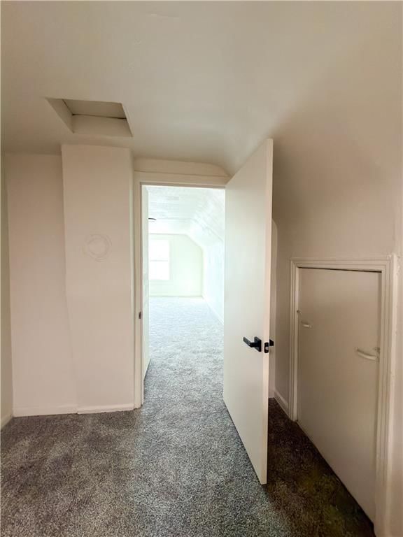 105 S Willow Street — photo 36