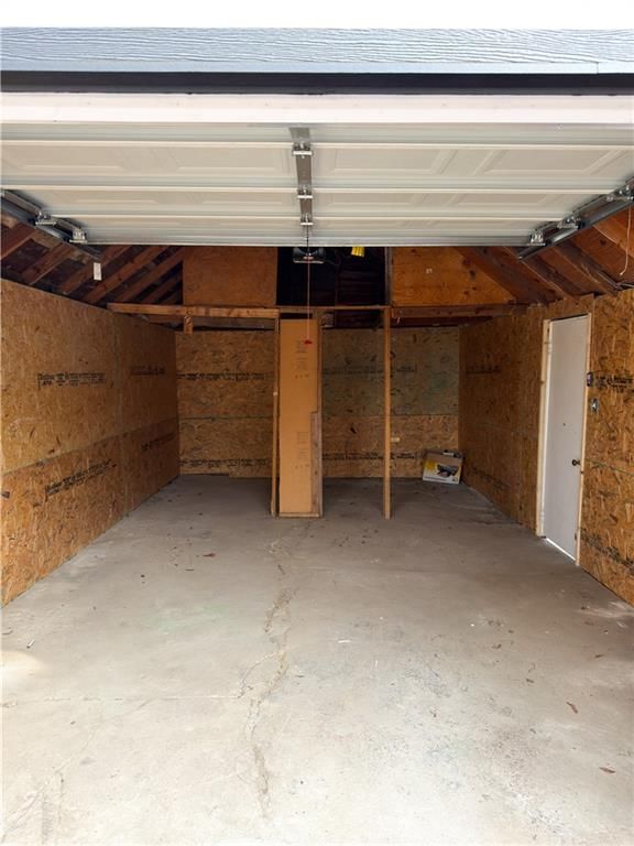 105 S Willow Street — photo 38