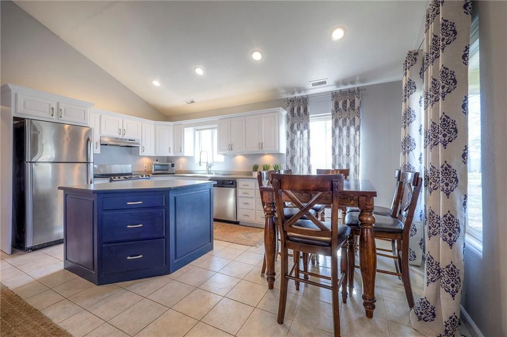 34 Bobcat Drive — photo 10