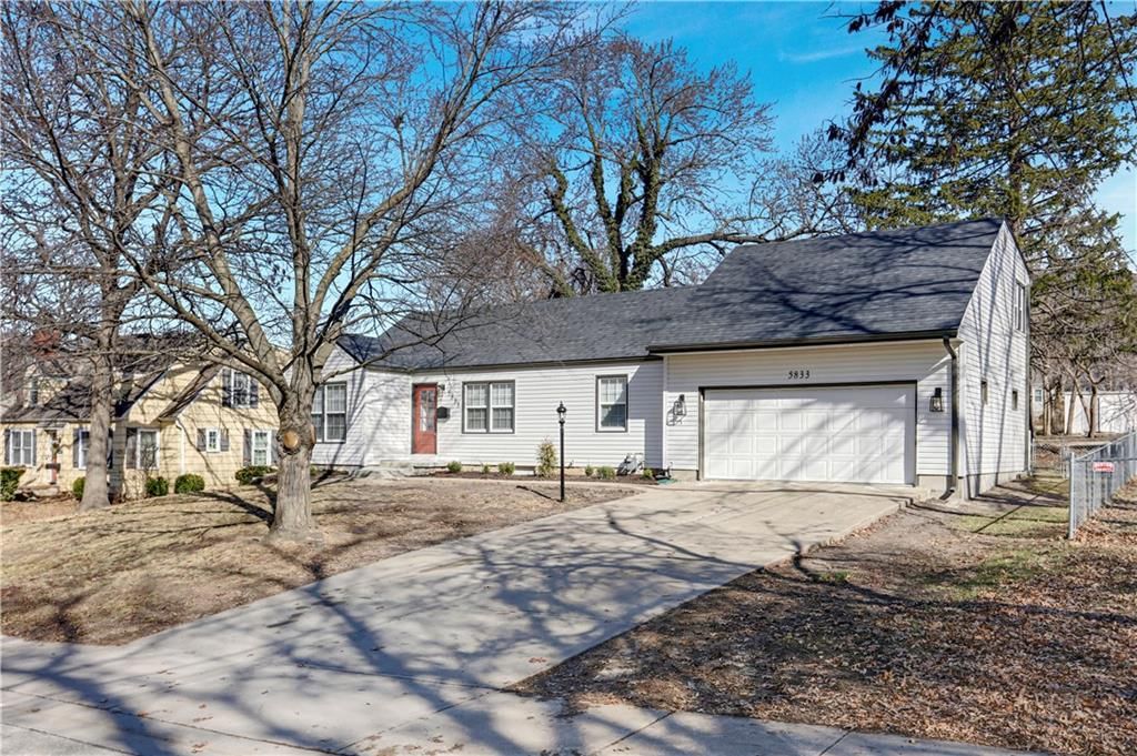 5833 Woodward Street — photo 36