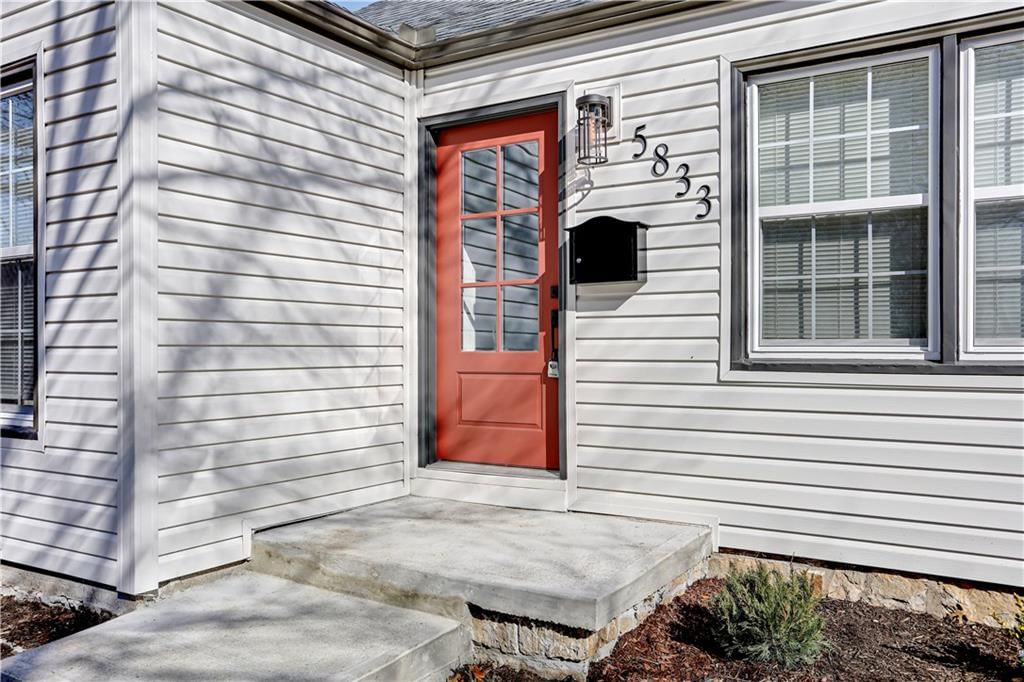 5833 Woodward Street — photo 37