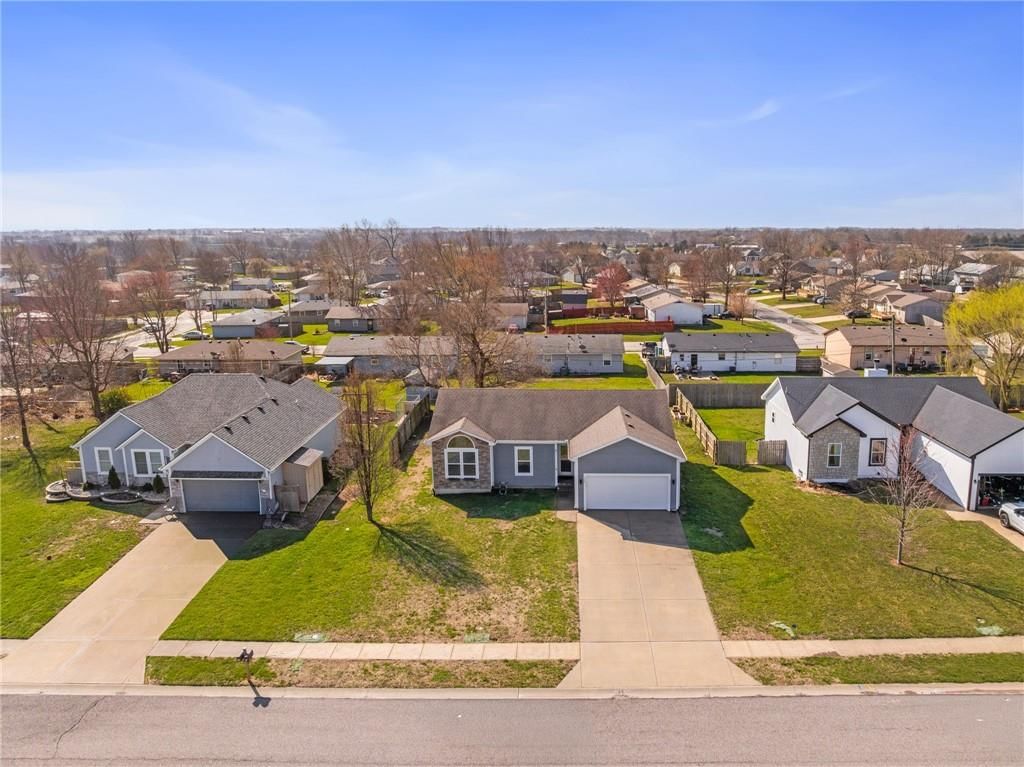 513 W Meriwood Lane — photo 4