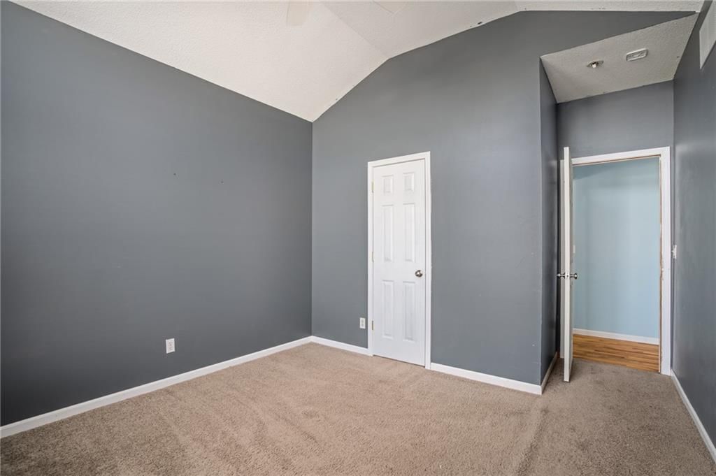 513 W Meriwood Lane — photo 32