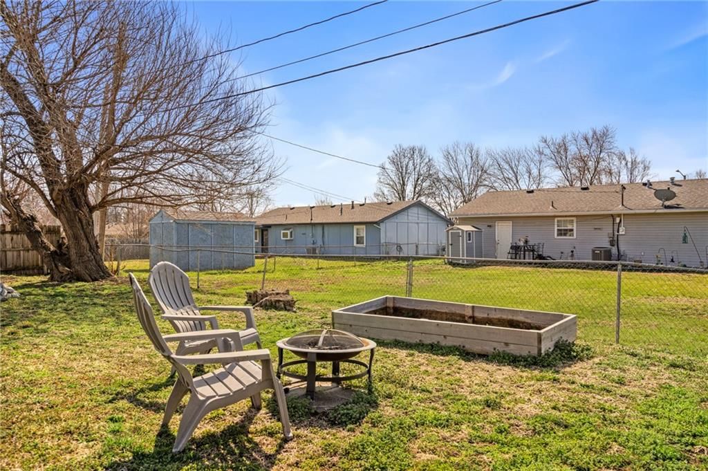 513 W Meriwood Lane — photo 44