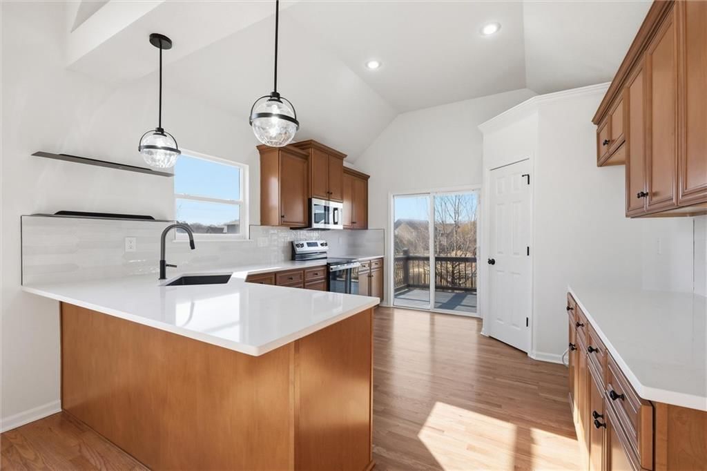 2516 SW Current Lane — photo 10