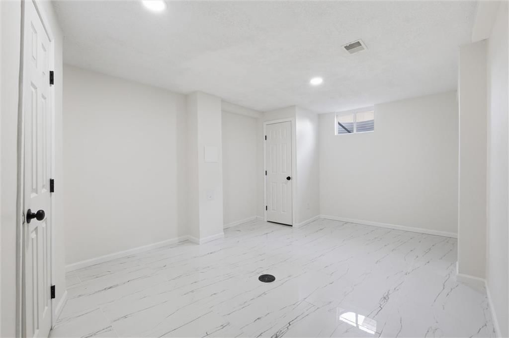 2516 SW Current Lane — photo 24