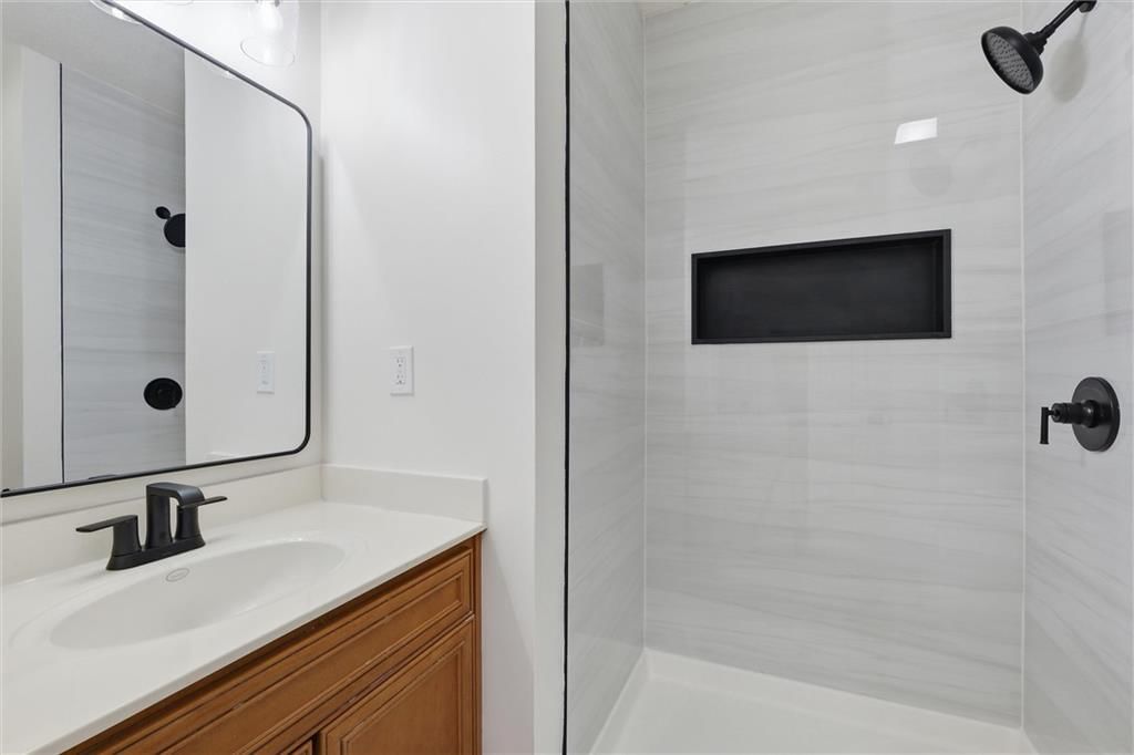 2516 SW Current Lane — photo 25